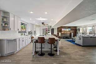 10245 N 34th Pl, Phoenix, AZ 85028 - Photo 6