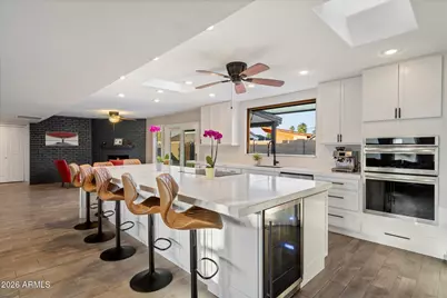 10245 N 34th Place, Phoenix, AZ 85028 - Photo 4