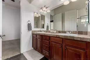 10312 S 16th Dr, Phoenix, AZ 85041 - Photo 36