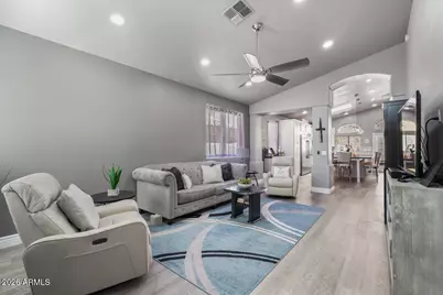 15055 S 14th Place, Phoenix, AZ 85048 - Photo 8