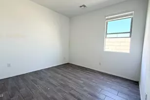 24087 W Huntington Dr, Buckeye, AZ 85326 - Photo 4