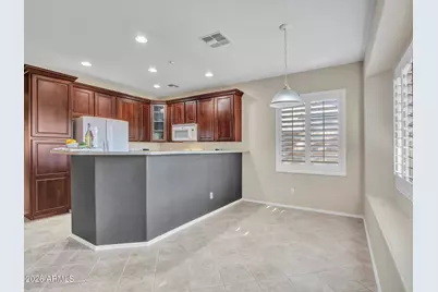 15839 N 74th Avenue, Peoria, AZ 85382 - Photo 12