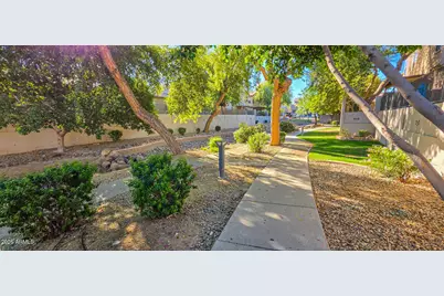 15839 N 74th Avenue, Peoria, AZ 85382 - Photo 50