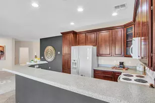 15839 N 74th Ave, Peoria, AZ 85382 - Photo 20