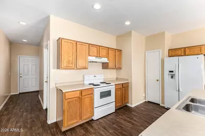 6842 N 81st Drive, Glendale, AZ 85303 - Photo 6