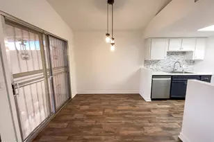 406 E Behrend Dr, Phoenix, AZ 85024 - Photo 18