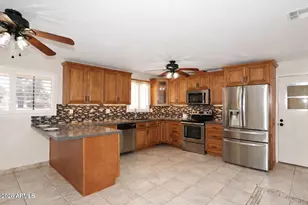 7541 N 35th Dr, Phoenix, AZ 85051 - Photo 6