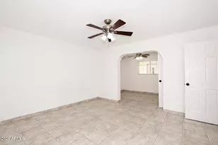 7541 N 35th Dr, Phoenix, AZ 85051 - Photo 8