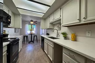 7843 E Valley View Rd, Scottsdale, AZ 85250 - Photo 6