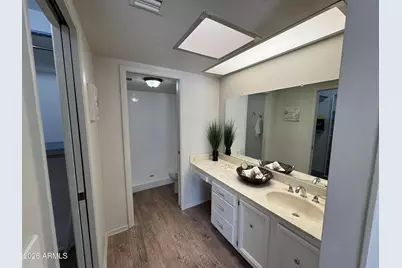 7843 E Valley View Road, Scottsdale, AZ 85250 - Photo 12