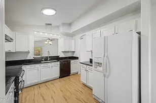 8551 W Voltaire Ave, Peoria, AZ 85381 - Photo 6