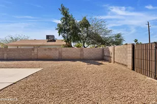 2045 W Corrine Dr, Phoenix, AZ 85029 - Photo 24
