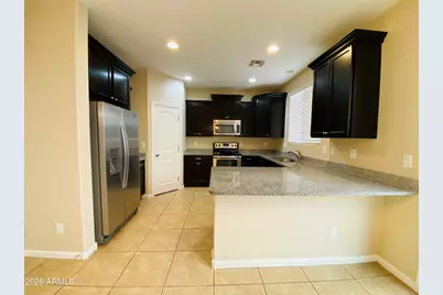 1382 S Ponderosa Drive, Gilbert, AZ 85296 - Photo 2