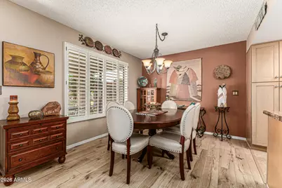 19122 N 98th Lane, Peoria, AZ 85382 - Photo 6