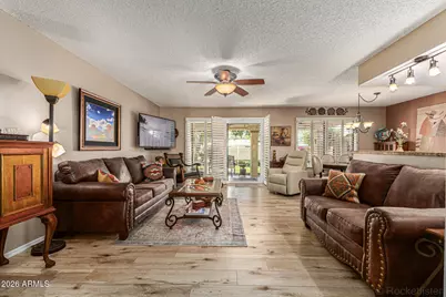 19122 N 98th Lane, Peoria, AZ 85382 - Photo 10