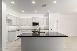 29542 N 126th Ln, Peoria, AZ 85383 - Photo 8