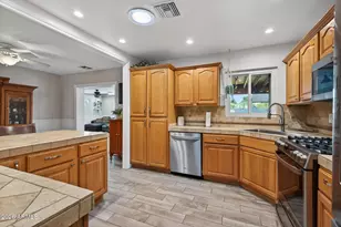5627 N 12th Ave, Phoenix, AZ 85013 - Photo 18