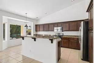 5637 E Beverly Ln, Scottsdale, AZ 85254 - Photo 4