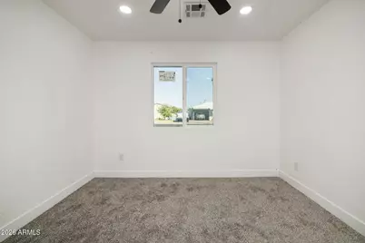 3030 N 38th Drive, Phoenix, AZ 85019 - Photo 16