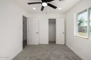 3030 N 38th Dr, Phoenix, AZ 85019 - Photo 18