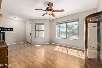 3102 W Zachary Drive, Phoenix, AZ 85027 - Photo 6