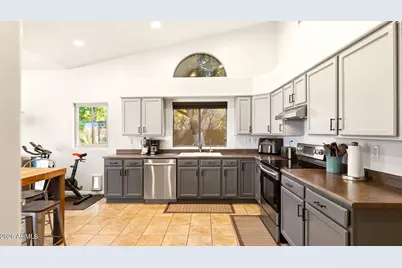 2053 S Red Rock Court, Gilbert, AZ 85295 - Photo 14