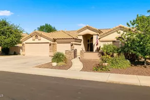 2053 S Red Rock Ct, Gilbert, AZ 85295 - Photo 4