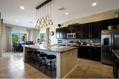 9422 W Donald Drive, Peoria, AZ 85383 - Photo 8