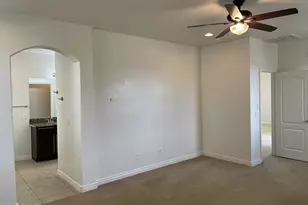 23130 N 40th Pl, Phoenix, AZ 85050 - Photo 18