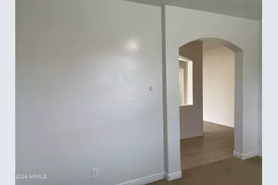 23130 N 40th Place, Phoenix, AZ 85050 - Photo 6