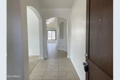 23130 N 40th Place, Phoenix, AZ 85050 - Photo 4