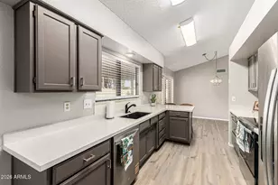 17218 N Desert Glen Dr, Sun City West, AZ 85375 - Photo 6