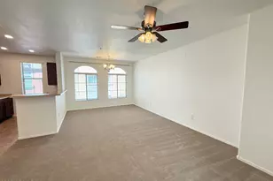 240 W Juniper Ave, Gilbert, AZ 85233 - Photo 4