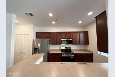 240 W Juniper Avenue #1027, Gilbert, AZ 85233 - Photo 8