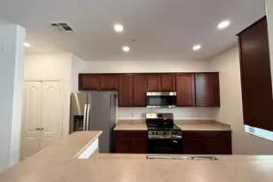 240 W Juniper Ave, Gilbert, AZ 85233 - Photo 8