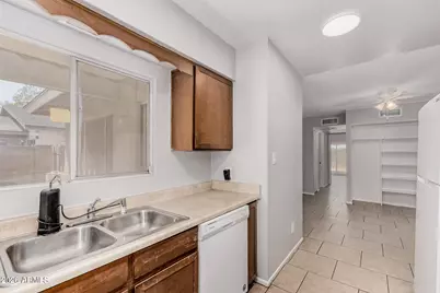 11826 N 35th Avenue, Phoenix, AZ 85029 - Photo 14