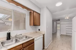 11826 N 35th Ave, Phoenix, AZ 85029 - Photo 14