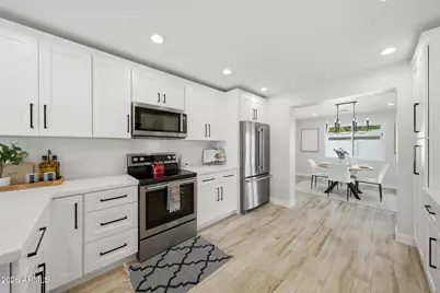 8448 E Cambridge Avenue, Scottsdale, AZ 85257 - Photo 12