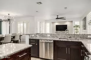 25202 N 41st Dr, Phoenix, AZ 85083 - Photo 14