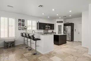 25202 N 41st Dr, Phoenix, AZ 85083 - Photo 12