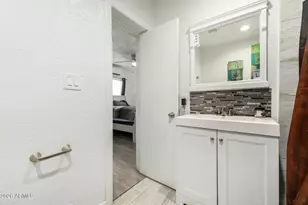 2626 W Northview Ave, Phoenix, AZ 85051 - Photo 10