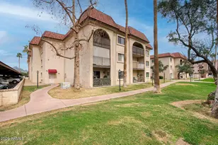 3033 E Devonshire Ave, Phoenix, AZ 85016 - Photo 12