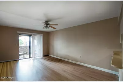 3033 E Devonshire Avenue #Unit 3032, Phoenix, AZ 85016 - Photo 2