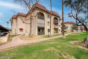 3033 E Devonshire Ave, Phoenix, AZ 85016 - Photo 12