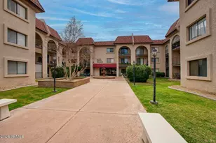 3033 E Devonshire Ave, Phoenix, AZ 85016 - Photo 14