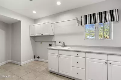 5231 N 42nd Place, Phoenix, AZ 85018 - Photo 28