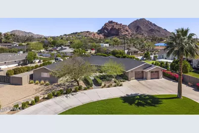 5231 N 42nd Place, Phoenix, AZ 85018 - Photo 1