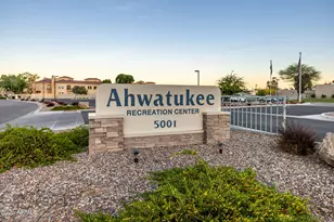 12285 S Shoshoni Dr S, Phoenix, AZ 85044 - Photo 4