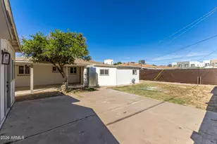 335 W Vineyard Rd, Phoenix, AZ 85041 - Photo 34