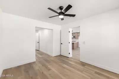 335 W Vineyard Road, Phoenix, AZ 85041 - Photo 18